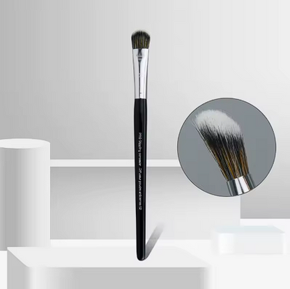 Concealer Paw Brush
